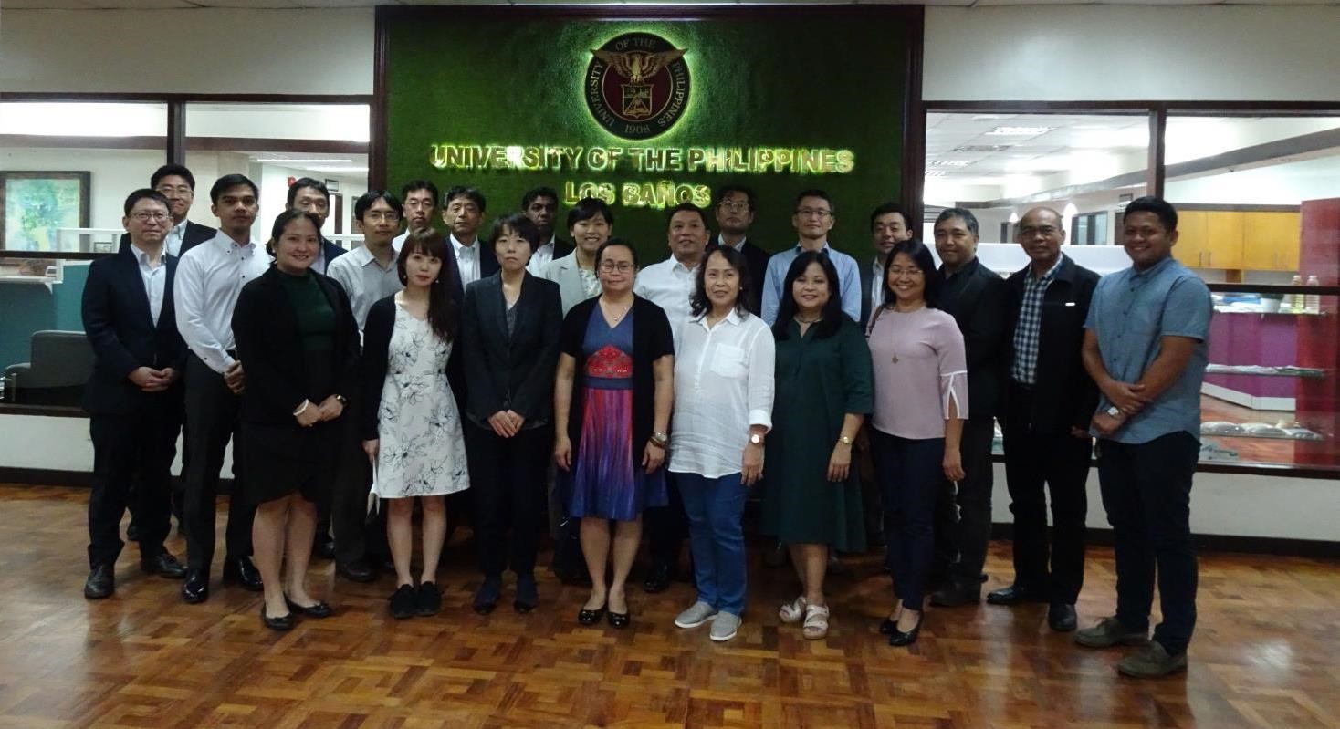 図2　2019年9月のフィリピン大学ロスバニョス校での準備会合の際の集合写真